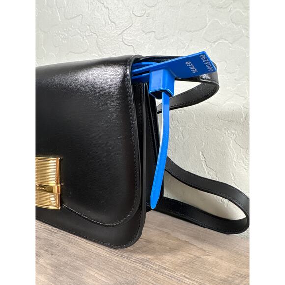 Salvatore‎ Ferragamo Calfskin Fiamma Small Crossbody Black - Picture 10 of 11